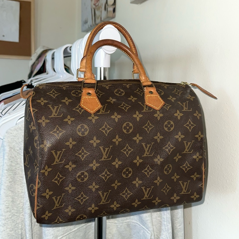Louis Vuitton Speedy 30